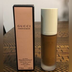 Gucci Éternité de Beauté Foundation - Medium Deep 410N